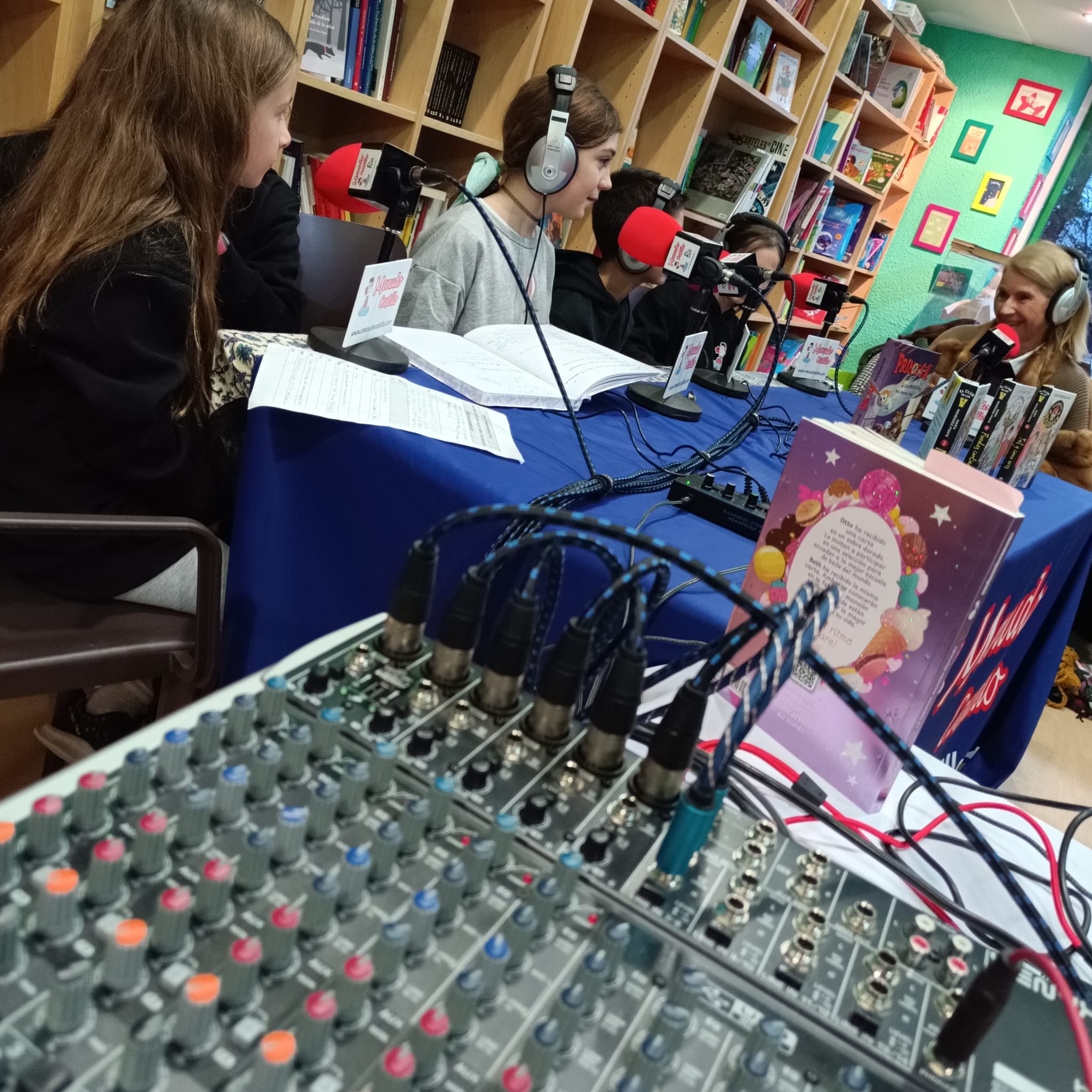 Un momento de radio escolar