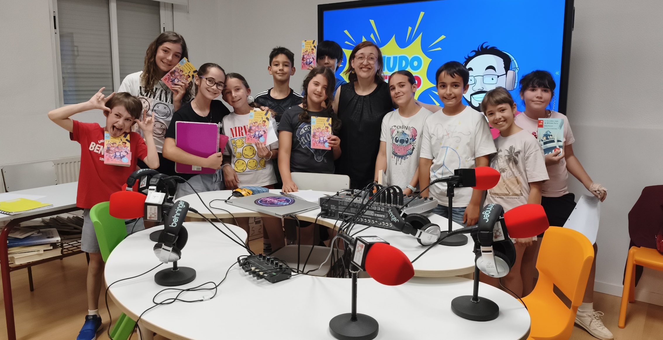 La radio escolar permite momentos maravillosos.