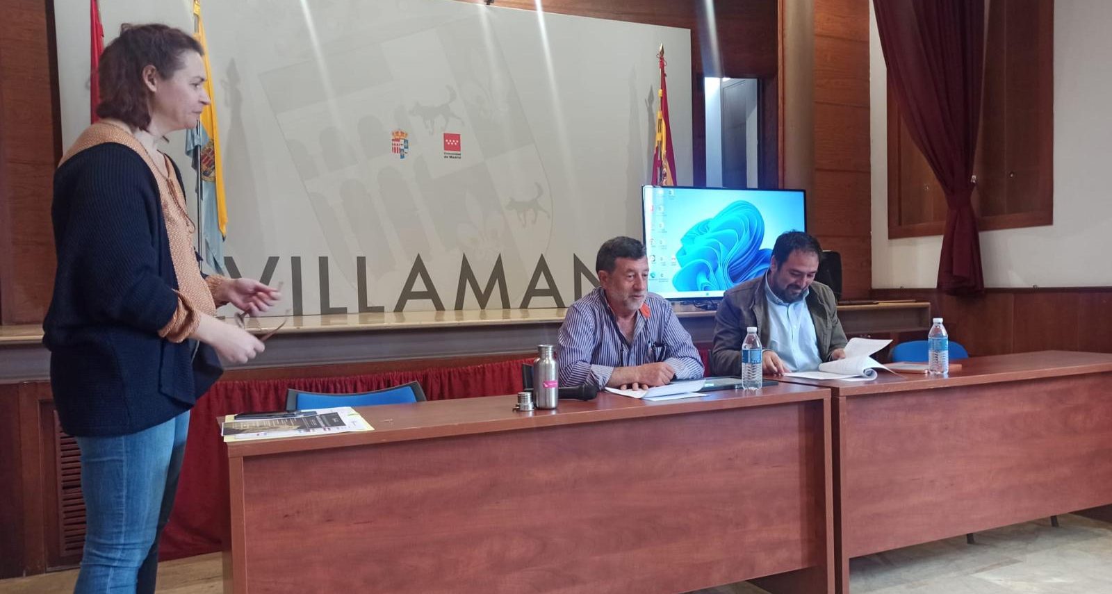 Momento de la entrega de premios del II Certamen Literario Mantua Carpetanorum